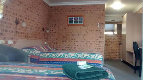 Aberdeen Motel - Accommodation NSW 2
