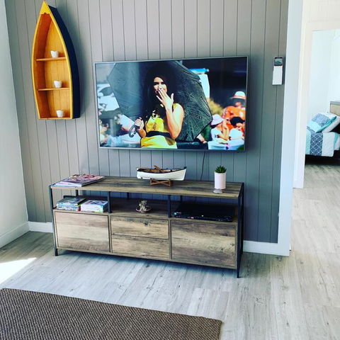 Abode Callala Beach Jervis Bay - 100m To Beach! - Accommodation NSW 3