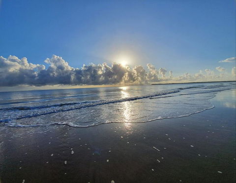 ABSOLUTE BEACH FRONT MACKAY - Comfort Resort Blue Pacific - Accommodation NSW 0