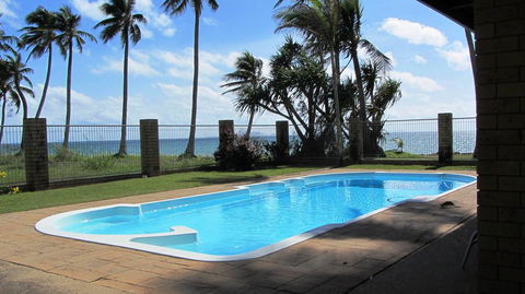 ABSOLUTE BEACH FRONT MACKAY - Comfort Resort Blue Pacific - Accommodation NSW 1