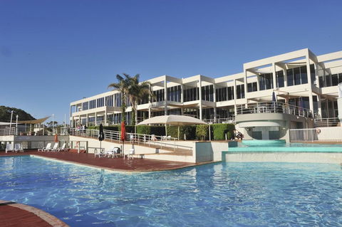 Absolute Beachfront Opal Cove Resort - Accommodation NSW 1