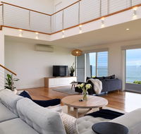 Absolute Waterfront - Accommodation NSW