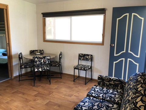 Acacia Caravan Park & Holiday Units - Accommodation NSW 3