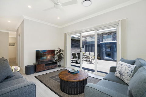 Accommodation Hunter - Adams Street Maitland - Accommodation NSW 1