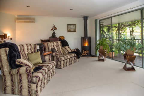 Acheron Acres Riverside - Accommodation NSW 0