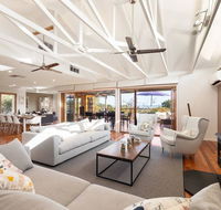 Acqua Vista - water view fireplace walk to beach - Accommodation NSW