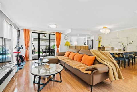 Equitice Autumn Moonlight Villa - Accommodation NSW 0