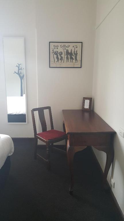 Fish Creek Hotel - Accommodation NSW 2