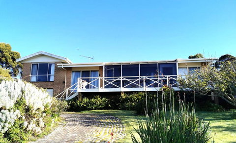 Flinders Island Masters Quarters - Lady Barron - Accommodation NSW 0