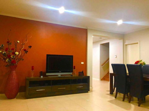 Golf View Charm - Accommodation NSW 0