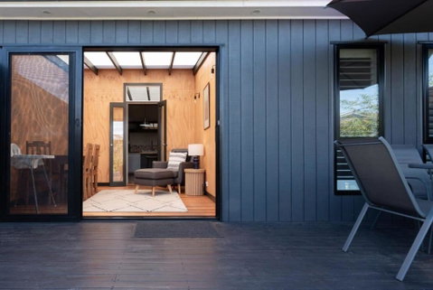 Gorgeous On Gleadow: The Twin - Accommodation NSW 2