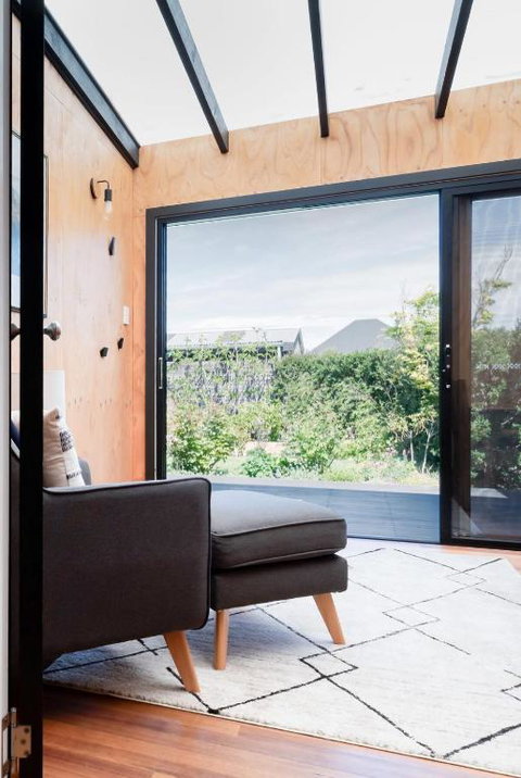 Gorgeous On Gleadow: The Twin - Accommodation NSW 3