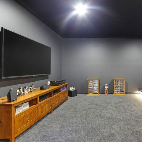 GOULBURN ALPACA FARM STAY - Accommodation NSW 3