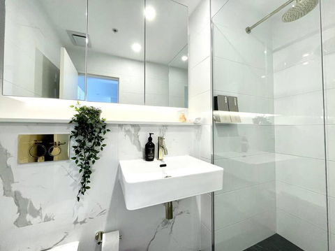 GREEN Skyline View2BR Close To Easter Show - Accommodation NSW 1
