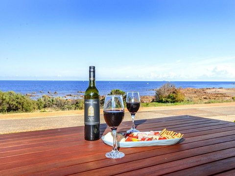High Tide - Beachfront Pet-friendly - Accommodation NSW 3