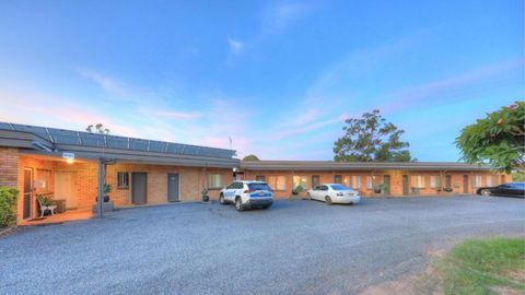 Hilldrop Motor Inn - Accommodation NSW 0