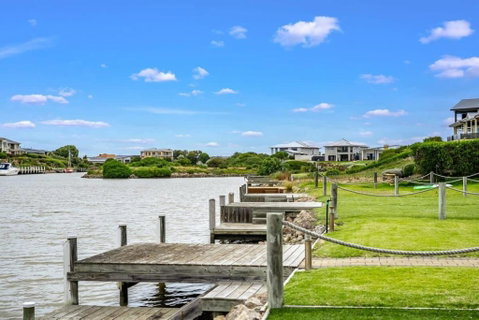 Hindmarsh Island Marina Lifestyle - BYO Linen - Accommodation NSW 2