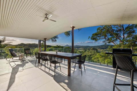 Hinterland Dreamers Poolside Retreat - Accommodation NSW 1