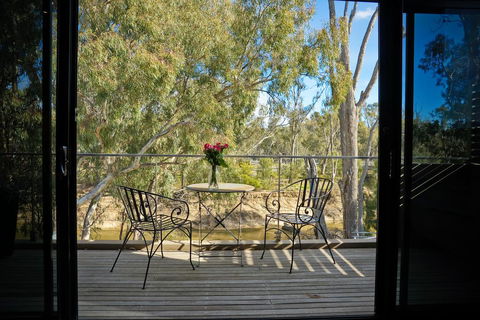 Adelphi Boutique Apartments - Accommodation NSW 2