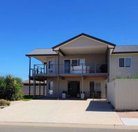 Agape Holiday Home - Accommodation NSW