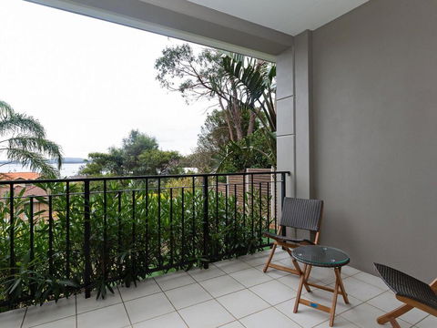 Aislinn' 3/273 Corrie Parade - Air Con, Water Views, BBQ - Accommodation NSW 2