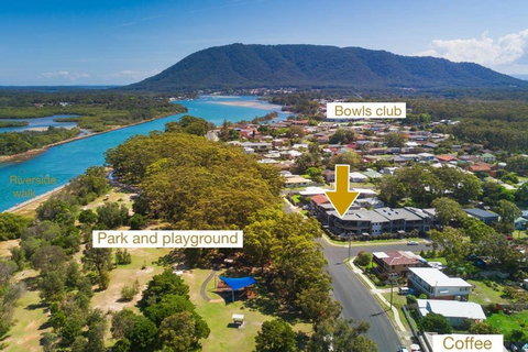 Ait Shona - Happy Place. Apt 10 Haven On The Park - Accommodation NSW 3