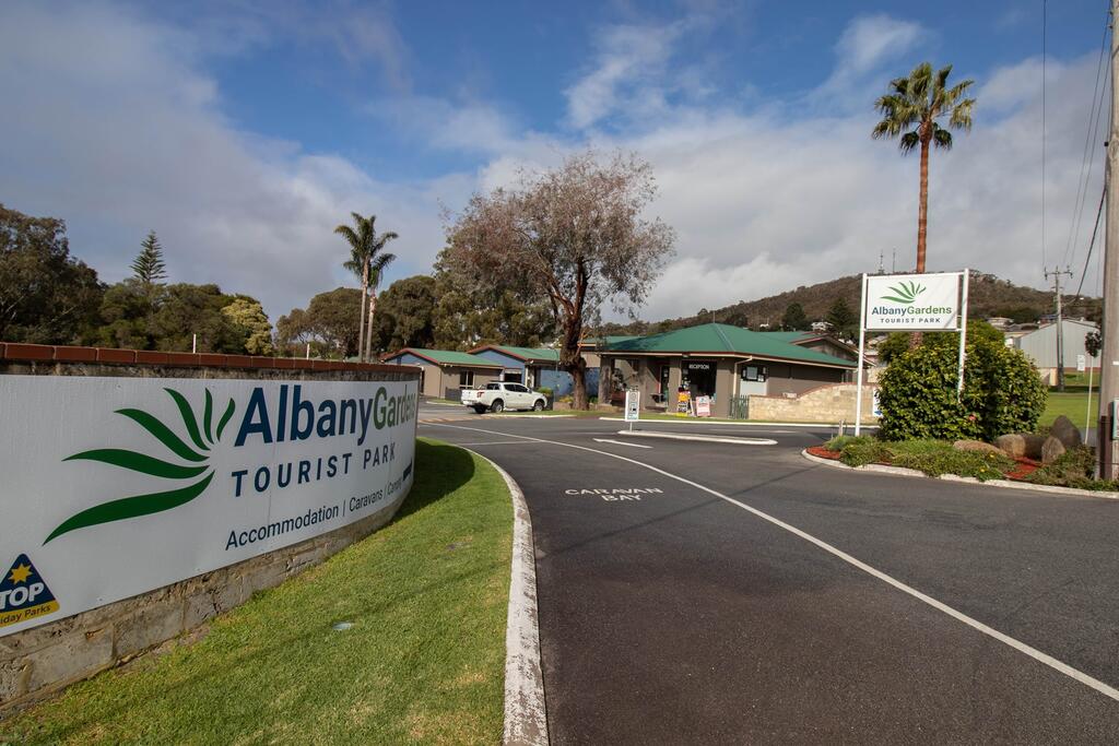 Lowlands Beach WA Accommodation NSW
