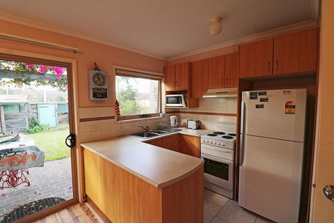 Alloway - Accommodation NSW 3