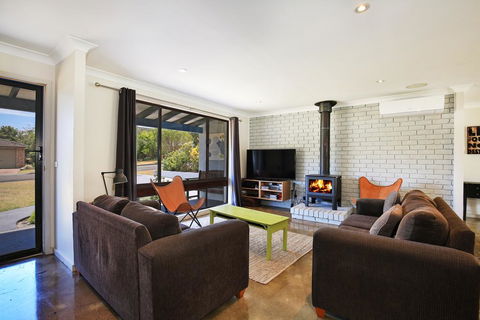 Aloha - Pet & Family Friendly - 10 Min Walk To Beach - Accommodation NSW 2