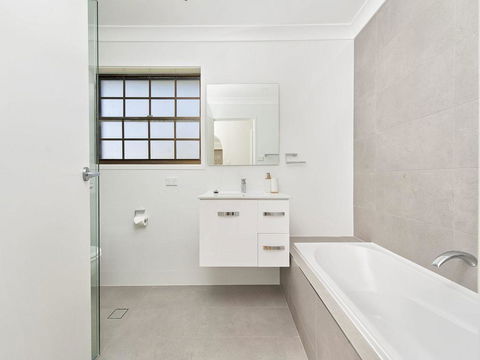 Amaroo Retreat @ Fingal Bay - Accommodation NSW 2
