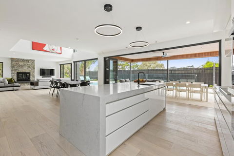 ANCHORAGE - MOUNT MARTHA - Accommodation NSW 1