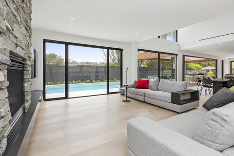 ANCHORAGE - MOUNT MARTHA - Accommodation NSW 3