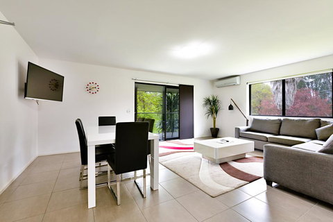 Apex Park Holiday Apartments - Accommodation NSW 0
