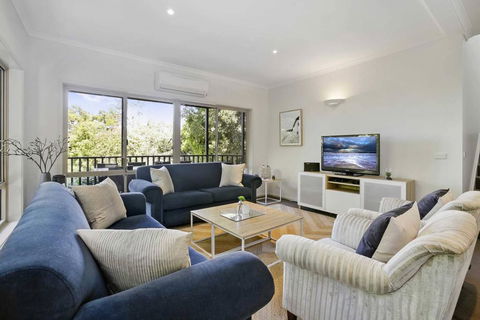 APOLLO BAY HOLIDAY HOUSE - Walk To Beach + Wifi - Accommodation NSW 0