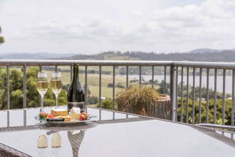 Armalong Winery Chalets - Accommodation NSW 0
