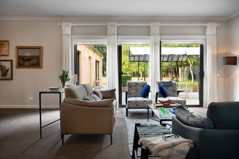 Maison 24 - Accommodation NSW 1