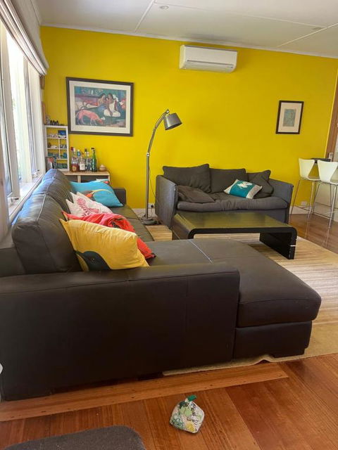 Mcrae Retro Beach House ! - Accommodation NSW 0
