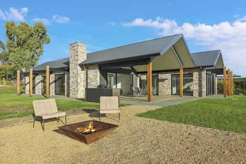 Mayple Peaks - Accommodation NSW 0