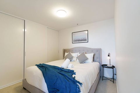 Modern 1 Bed Opposite Racecourse - Accommodation NSW 1