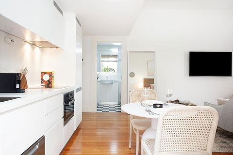 Modern And Cosy Inner West Apartment - Accommodation NSW 3