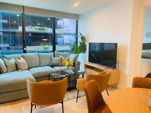 Moody Moon Apartment @ Sky Garden - Glen Waverley - Accommodation NSW 2