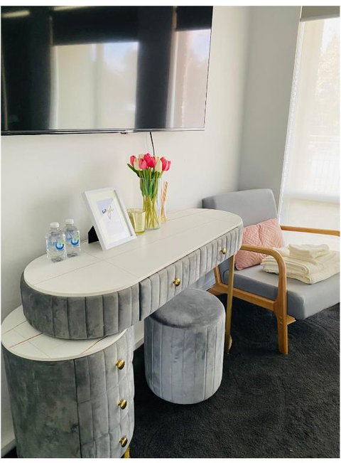 Modern Private Room With Ensuite - Accommodation NSW 2