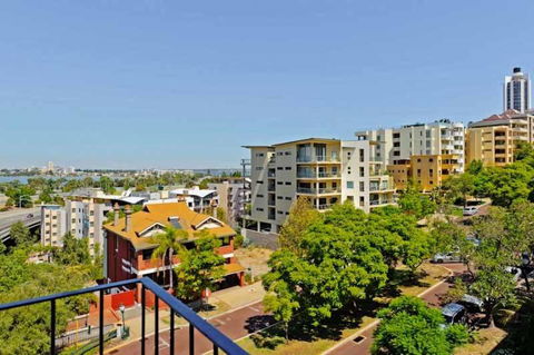 Mountway Holiday Apartments - Accommodation NSW 2