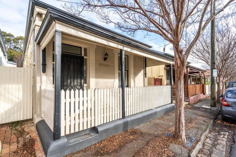 Netley Cottage Eastwood - Accommodation NSW 3