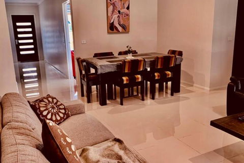 Newly Built Charming 4 BR House In Berwick Whole House - Accommodation NSW 0