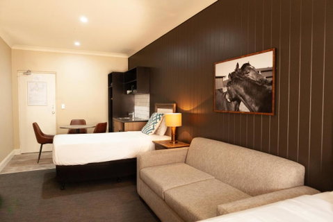 Nightcap At Archer Hotel - Accommodation NSW 2