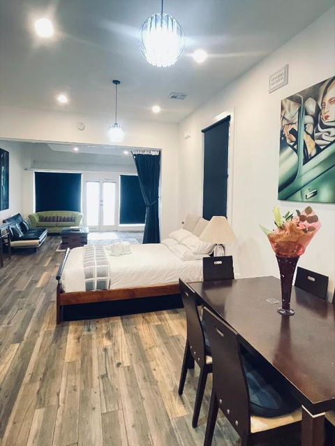 Northcote Spacious Studio - Accommodation NSW 0