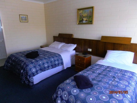 Opal Motel - Accommodation NSW 3