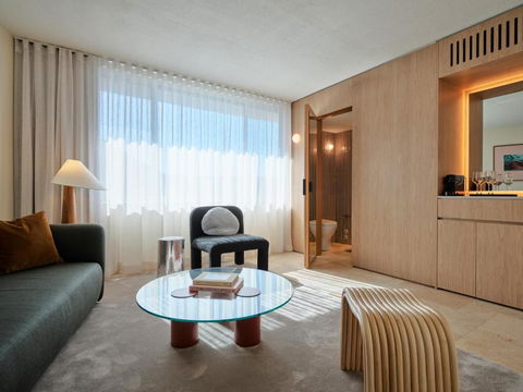 Oxford House - Accommodation NSW 3