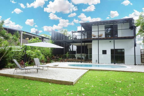 PACIFIC Stunning Coastal Home The Perfect Family Getaway - Accommodation NSW 1